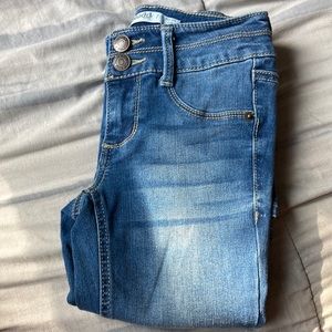 Mudd girls size 7 Mid-rise jean jegging